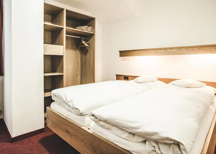 Antonia サンクト・アントン・アム・アールベルク