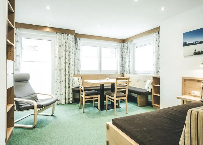 ホテル Antonia サンクト・アントン・アム・アールベルク